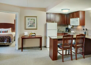 Staybridge Suites Oakville by IHG hotel thumbnail 4