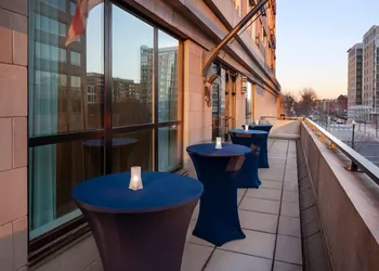 Courtyard by Marriott Washington Capitol Hill/Navy Yard hotel thumbnail 2