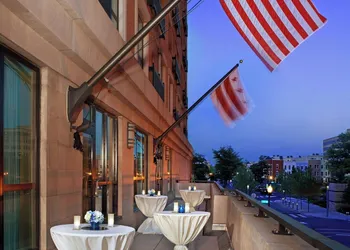Courtyard by Marriott Washington Capitol Hill/Navy Yard hotel thumbnail 4