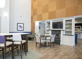 Hampton Inn & Suites Hartford-Manchester hotel thumbnail 2