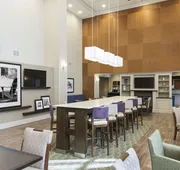 Hampton Inn & Suites Hartford-Manchester hotel detail image 3