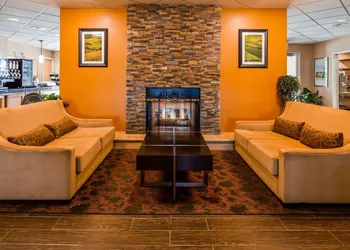 Best Western Plus Caldwell Inn & Suites hotel thumbnail 2