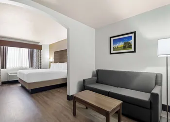 Best Western Plus Caldwell Inn & Suites hotel thumbnail 6
