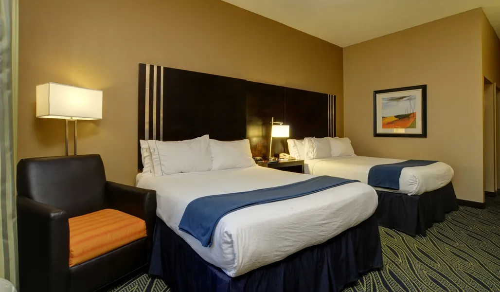 Holiday Inn Express & Suites Midwest by IHG hotel detail image 2