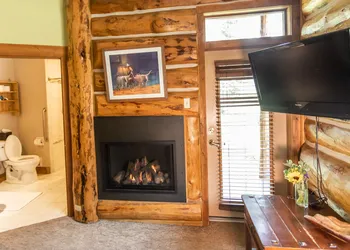 Bentwood Inn hotel thumbnail 8