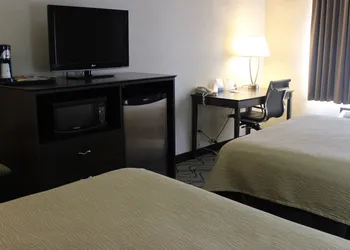 Days Inn by Wyndham Grand Forks Columbia Mall hotel thumbnail 3
