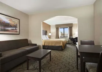 Days Inn by Wyndham Grand Forks Columbia Mall hotel thumbnail 8