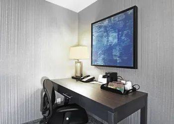 Holiday Inn Express Hotel & Suites Calgary by IHG hotel thumbnail 4