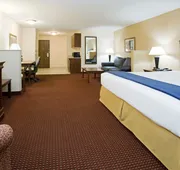 Holiday Inn Express Hotel & Stes Salt Lake City-Airport East by IHG hotel detail image 3