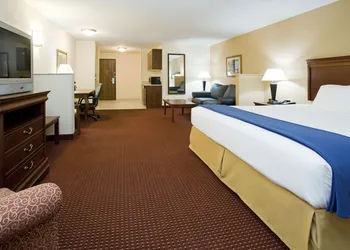 Holiday Inn Express Hotel & Stes Salt Lake City-Airport East by IHG hotel thumbnail 3
