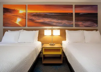 Days Inn by Wyndham Minot hotel thumbnail 5