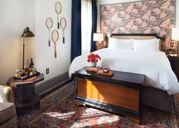 The High Line Hotel hotel thumbnail 4