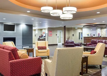 Comfort Suites Minot South hotel thumbnail 6
