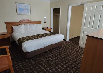 Riverside Inn & Suites Santa Cruz hotel thumbnail 6