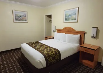 Riverside Inn & Suites Santa Cruz hotel thumbnail 7