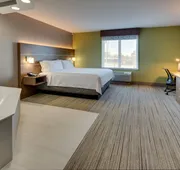 Holiday Inn Express & Suites Columbus – Fort Benning Maingate by IHG hotel detail image 3