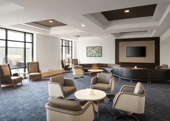 Courtyard by Marriott Louisville Airport hotel thumbnail 2