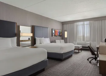 Courtyard by Marriott Louisville Airport hotel thumbnail 3
