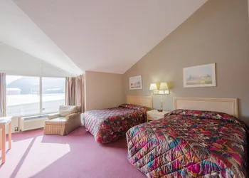 Green Valley Motel hotel thumbnail 2