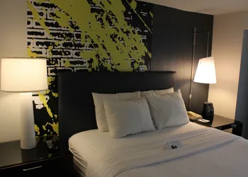 Comfort Inn & Suites Baltimore Inner Harbor hotel thumbnail 7