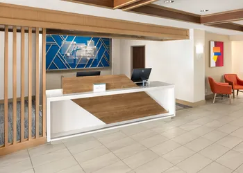 Holiday Inn Express & Suites Cherry by IHG hotel thumbnail 2