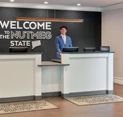 Hampton Inn & Suites Hartford/Farmington hotel detail image 4