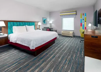 Hampton Inn & Suites Hartford/Farmington hotel thumbnail 8