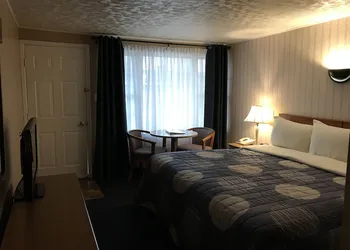 Moonlite Motel Niagara Falls hotel thumbnail 2