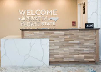 Hampton Inn & Suites Charlotte/South Park at Phillips Place hotel thumbnail 4