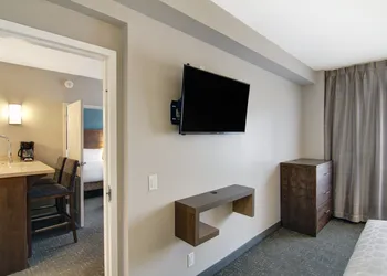 Staybridge Suites Toronto - Vaughan South by IHG hotel thumbnail 2