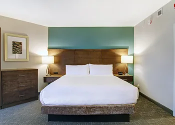 Staybridge Suites Toronto - Vaughan South by IHG hotel thumbnail 3
