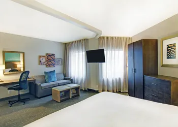 Staybridge Suites Toronto - Vaughan South by IHG hotel thumbnail 4