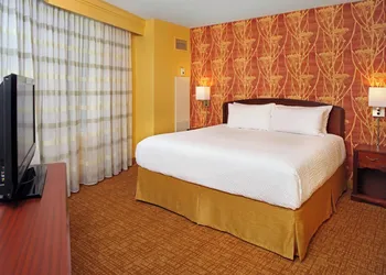 Courtyard by Marriott Baltimore Downtown/Inner Harbor hotel thumbnail 7