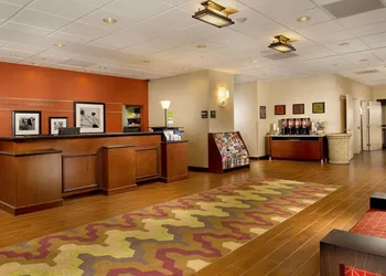 Hampton Inn & Suites San Antonio-Airport hotel thumbnail 4