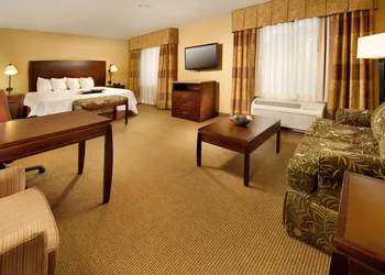Hampton Inn & Suites San Antonio-Airport hotel thumbnail 7
