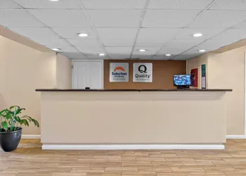 Quality Inn Kingsland hotel thumbnail 3