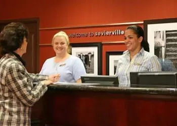 Hampton Inn & Suites Sevierville @ Stadium Drive hotel thumbnail 2