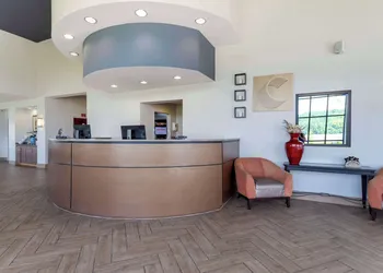 Comfort Suites Kodak Sevierville hotel thumbnail 2