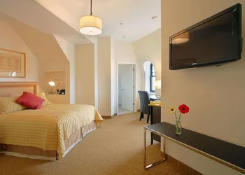 Hotel Brexton, Trademark Collection by Wyndham hotel thumbnail 5