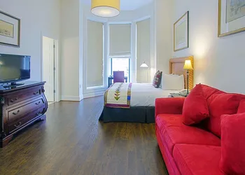 Hotel Brexton, Trademark Collection by Wyndham hotel thumbnail 7