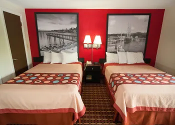 Super 8 by Wyndham Old Saybrook hotel thumbnail 6