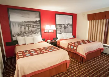 Super 8 by Wyndham Old Saybrook hotel thumbnail 7