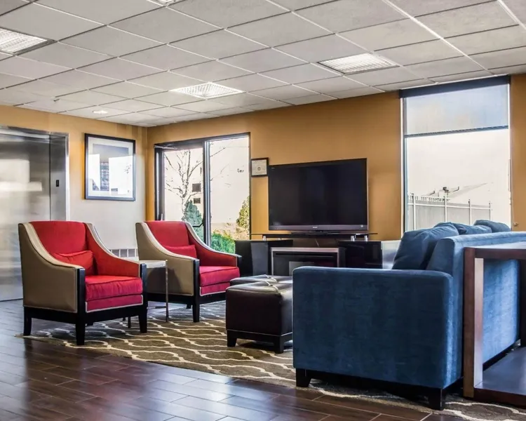 Quality Inn & Suites NJ State Capital Area hotel detail image 2
