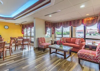 Quality Inn Goodlettsville hotel thumbnail 3
