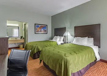 Quality Inn Goodlettsville hotel thumbnail 6