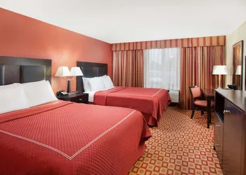 Super 8 by Wyndham Chicago Northlake O'Hare South hotel thumbnail 4