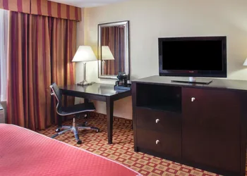 Super 8 by Wyndham Chicago Northlake O'Hare South hotel thumbnail 5