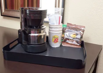 Super 8 by Wyndham Chicago Northlake O'Hare South hotel thumbnail 8