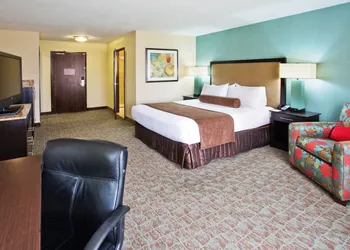 Crowne Plaza Anchorage Midtown by IHG hotel thumbnail 4