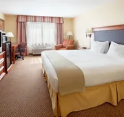 Holiday Inn Express Hotel & Suites Laredo-Event Center Area by IHG hotel detail image 3